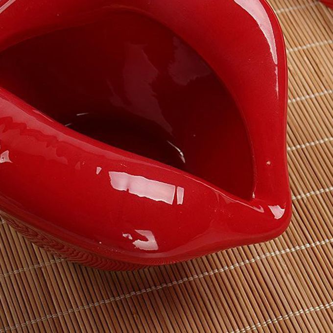 Cute Ceramic Lip Ash Tray  Ashtray  Holder Home Wine Red