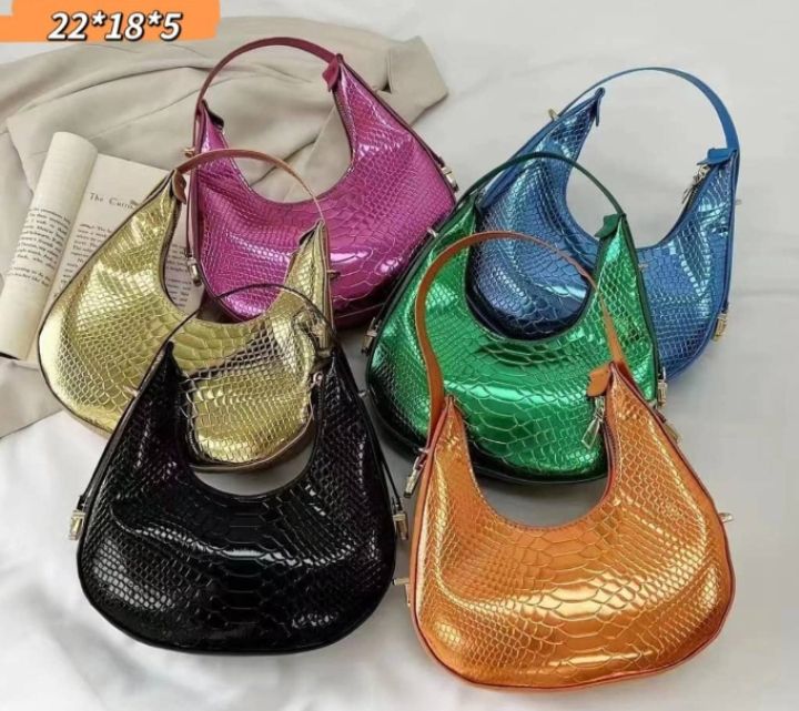 Crocodile Glossy Skin Design Handbag- Gold