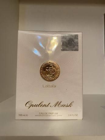 Opulent Musk EDP 100ml - White
