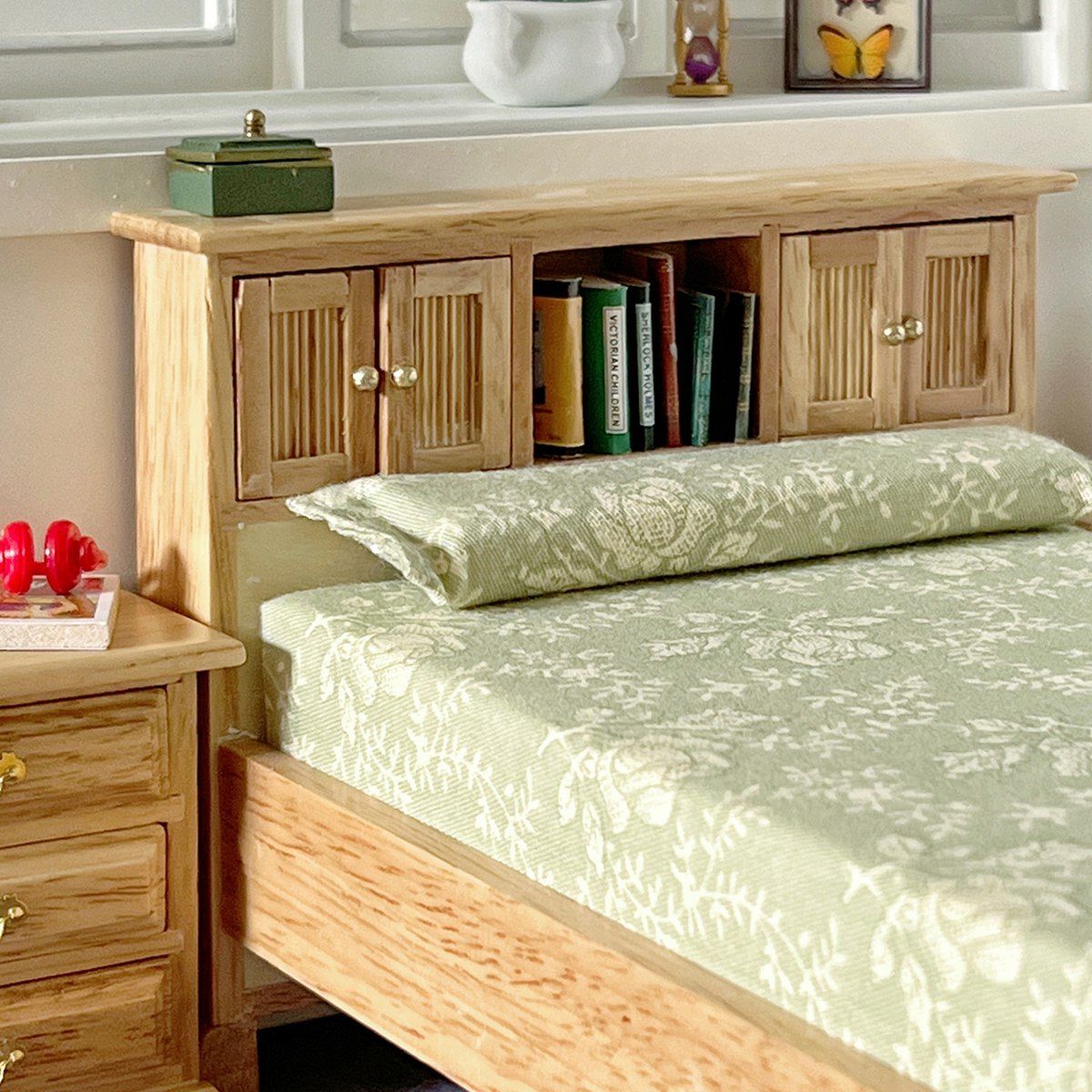 1/12 Scale Miniature Bed Mini Wooden Furniture