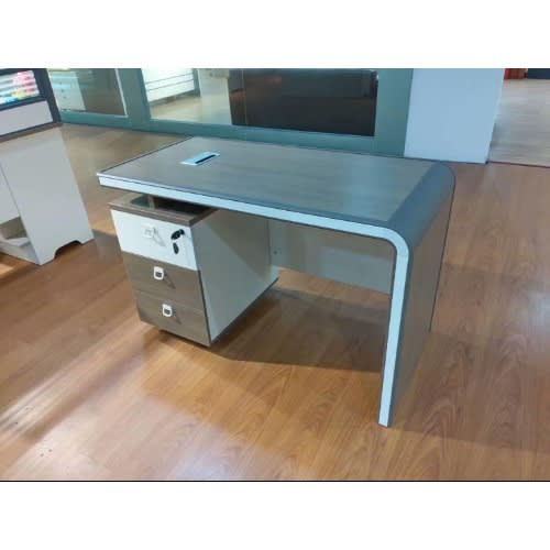 Executive Office Desk - 1.4meter