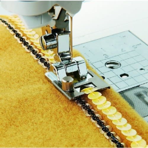 Braiding Presser Foot For Sewing Machines