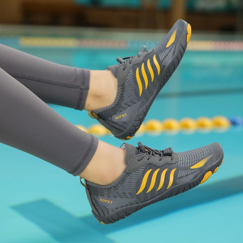 Men's Water Shoes Outdoor Beach Upstream Aqua Shoes Gray