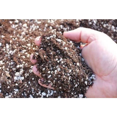 All Purpose Potting Soil Mix - Sphagnum Peat Moss & Perlite - 32kg Bag