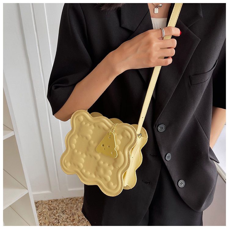 Cheese Biscuit Bag High-quality Underarm Bag Diagonal Cheese Small Square Bag
