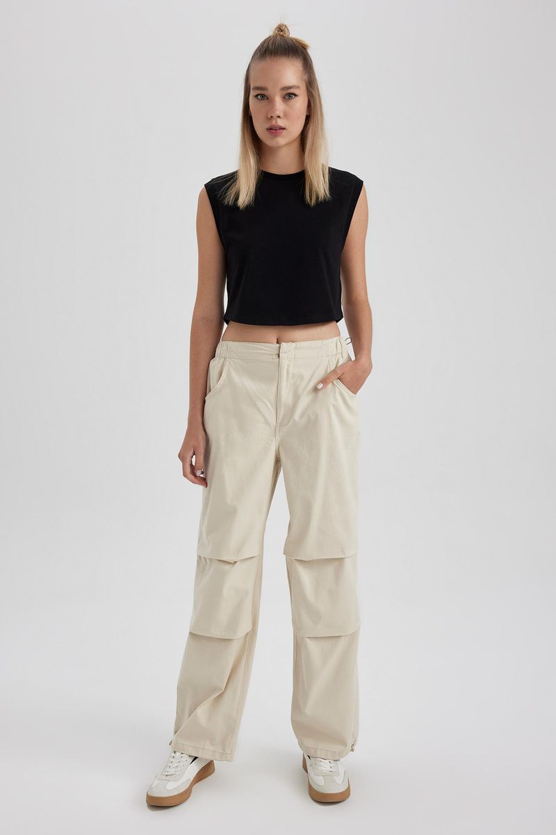 Woman Parachute Woven Trousers - Beige