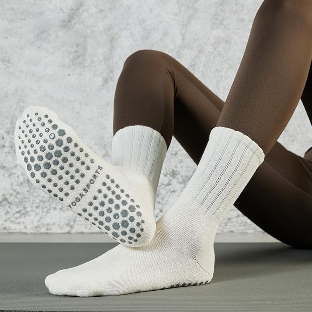 1 Pair Mid Tube Socks Autumn And Winter Long Yoga Socks White