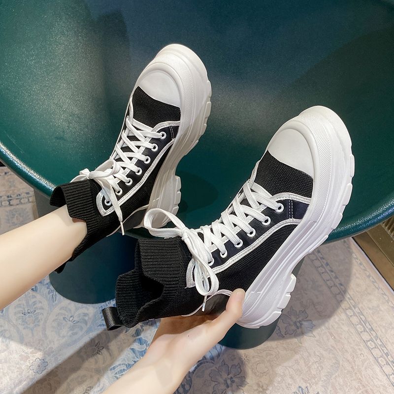 Fashionable Casual Boots Are Versatile And Fashionable