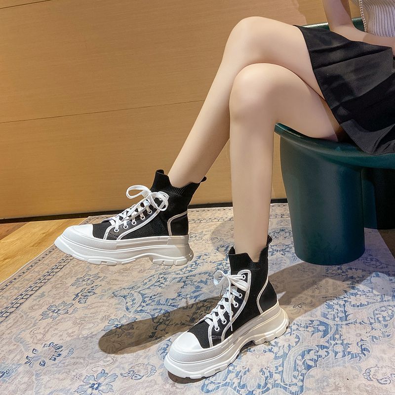 Fashionable Casual Boots Are Versatile And Fashionable