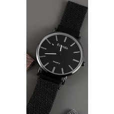 Watch With Magnetic Buckle