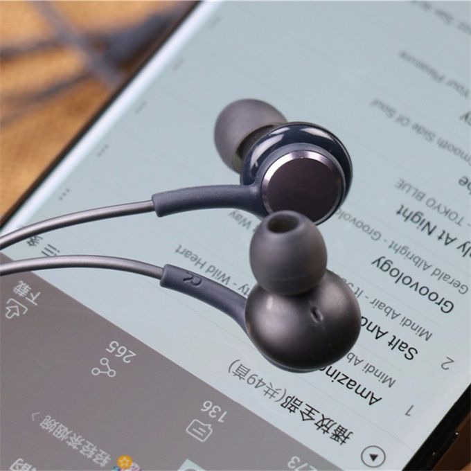 In-ear Earphone With Mic 3.5mm Wired Headset