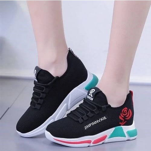 Casual Ladies' Sneakers With Flowers