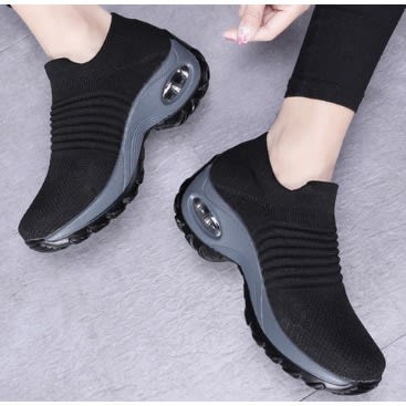 Unique Women Socks Sneakers - Black