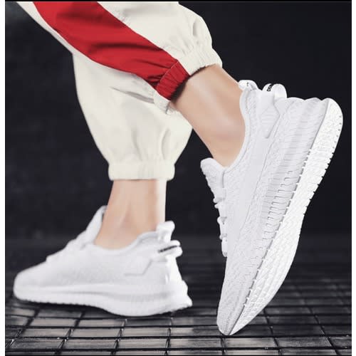 Men Comfortable Sneakers
