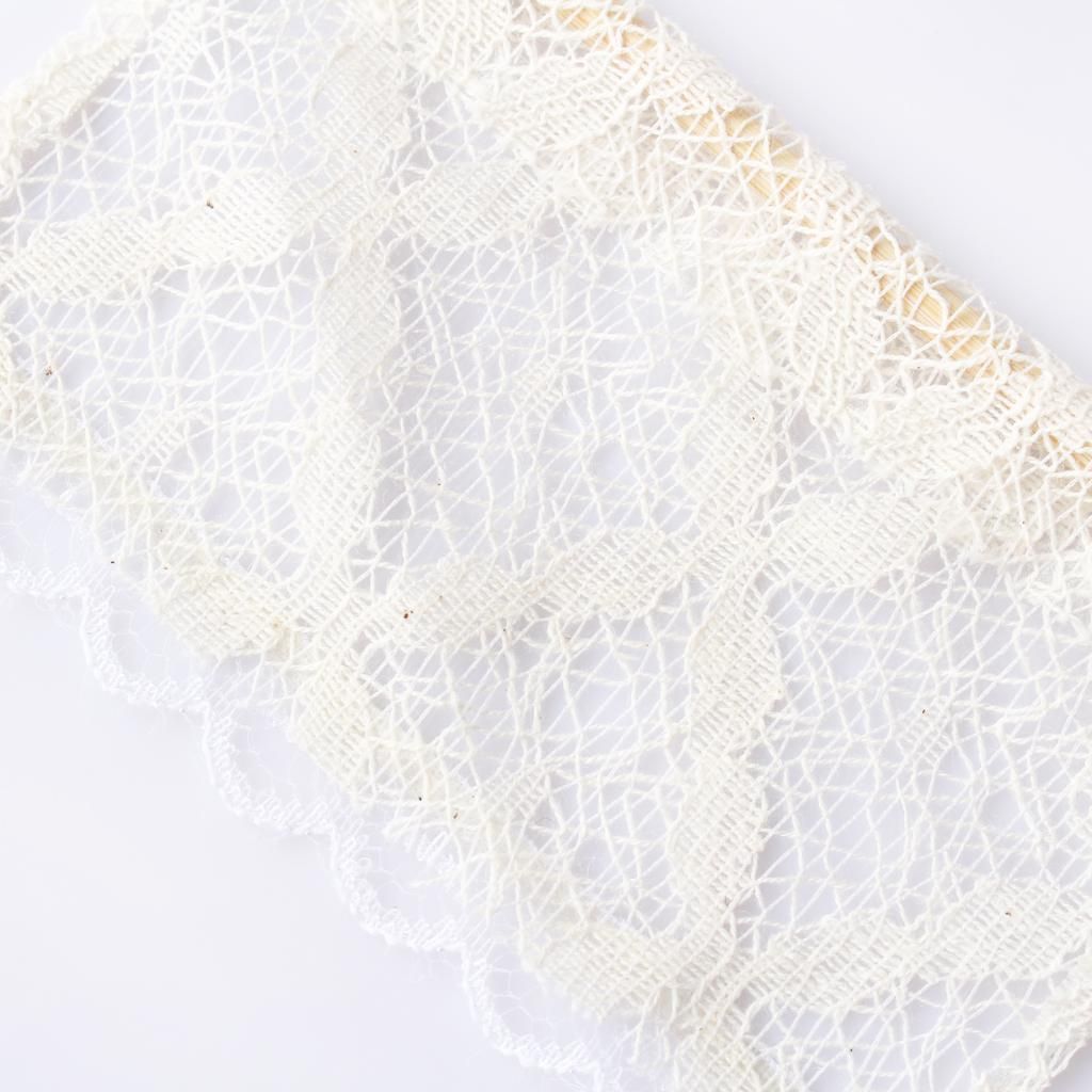 Short 1/12 Dollhouse Miniature Lace Curtain / Curtain With
