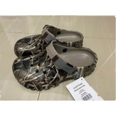 Patterned Offroad Sport Crocs- Khaki