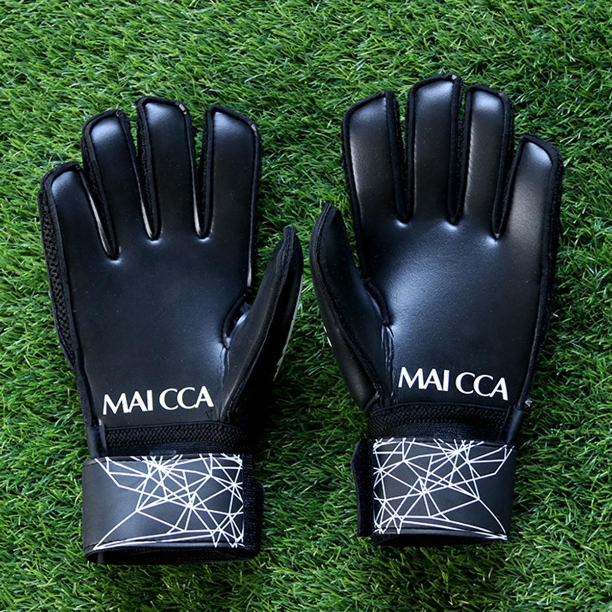 Goalkeeper Gloves  Youths Match Goalie Gift Black White 10