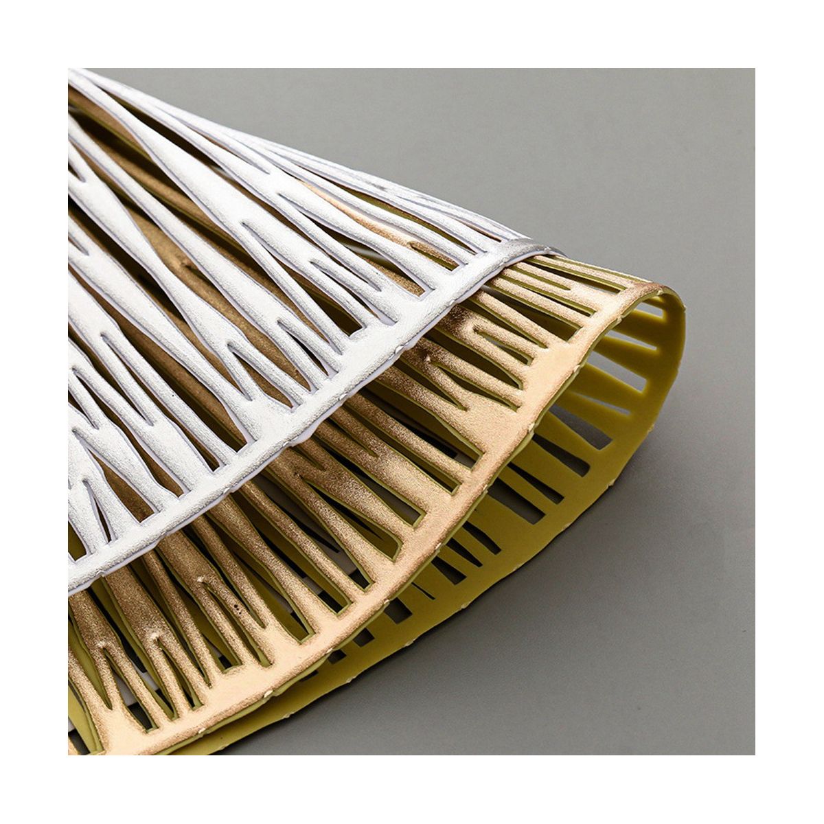 4PCS Round Pmats Restaurant Hollow PVC Decoration Meal