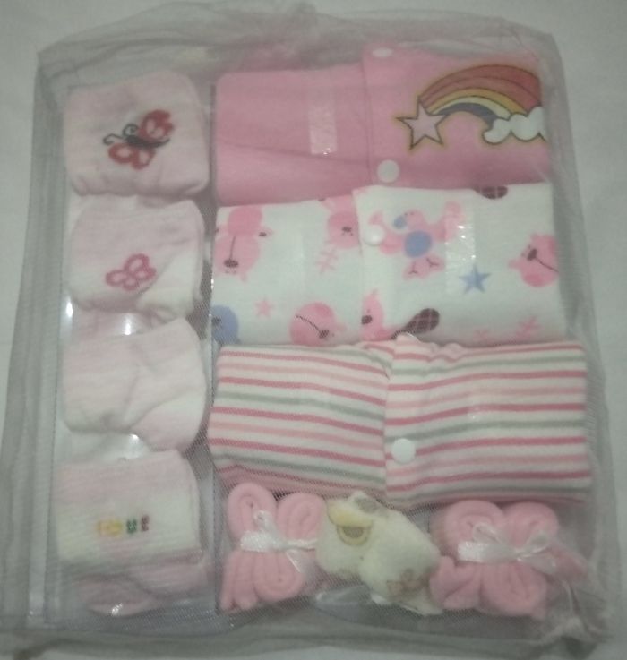 10 In 1 Unisex New Born Gift Pack..