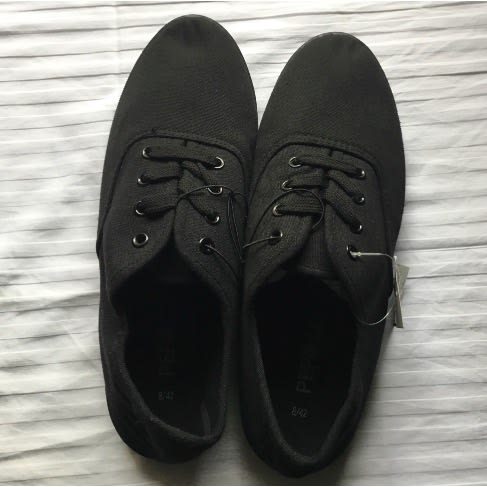 Unisex Canvas Lace Up Shoes