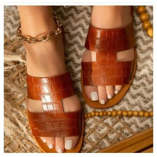 Ladies Beauty Slip On