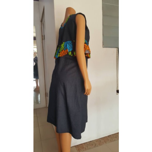 Queen E's Sleeveless Denim Dress