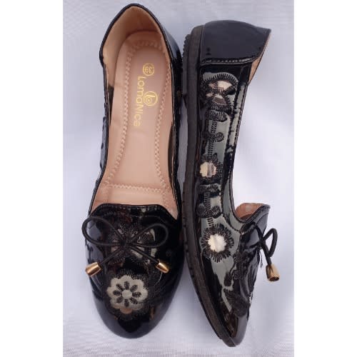 Patterned Transparent Ladies Easy Wear Shoe