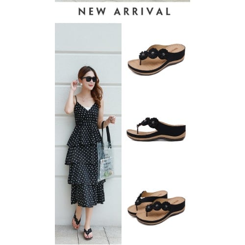 Triple Flower Fully Padded Casual Slippers