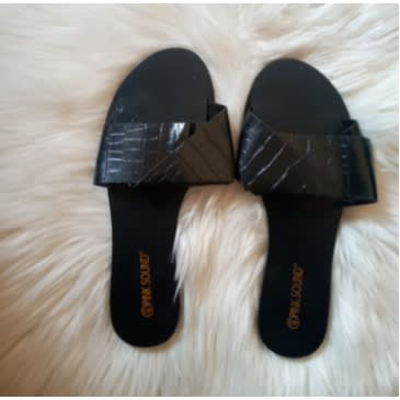 Ladies Slippers - Black