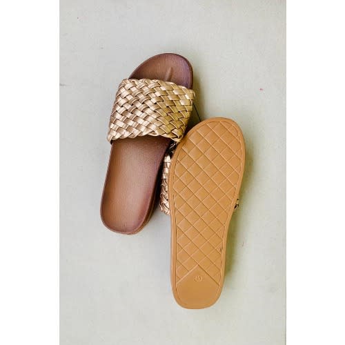 Women's Flat Slippers - Basket Design - Brown
