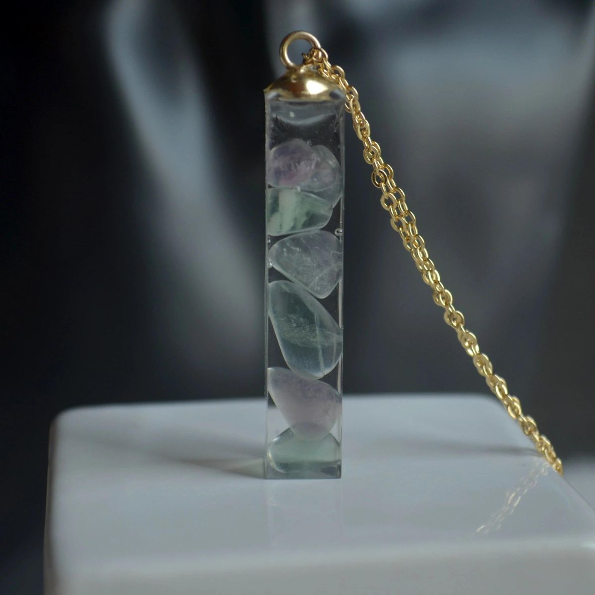Fluorite Natural Stone Transparent Cube Resin Gold Color Pendant Chain Long Necklace Women Boho Fashion Jewelry Bohemian Vintage