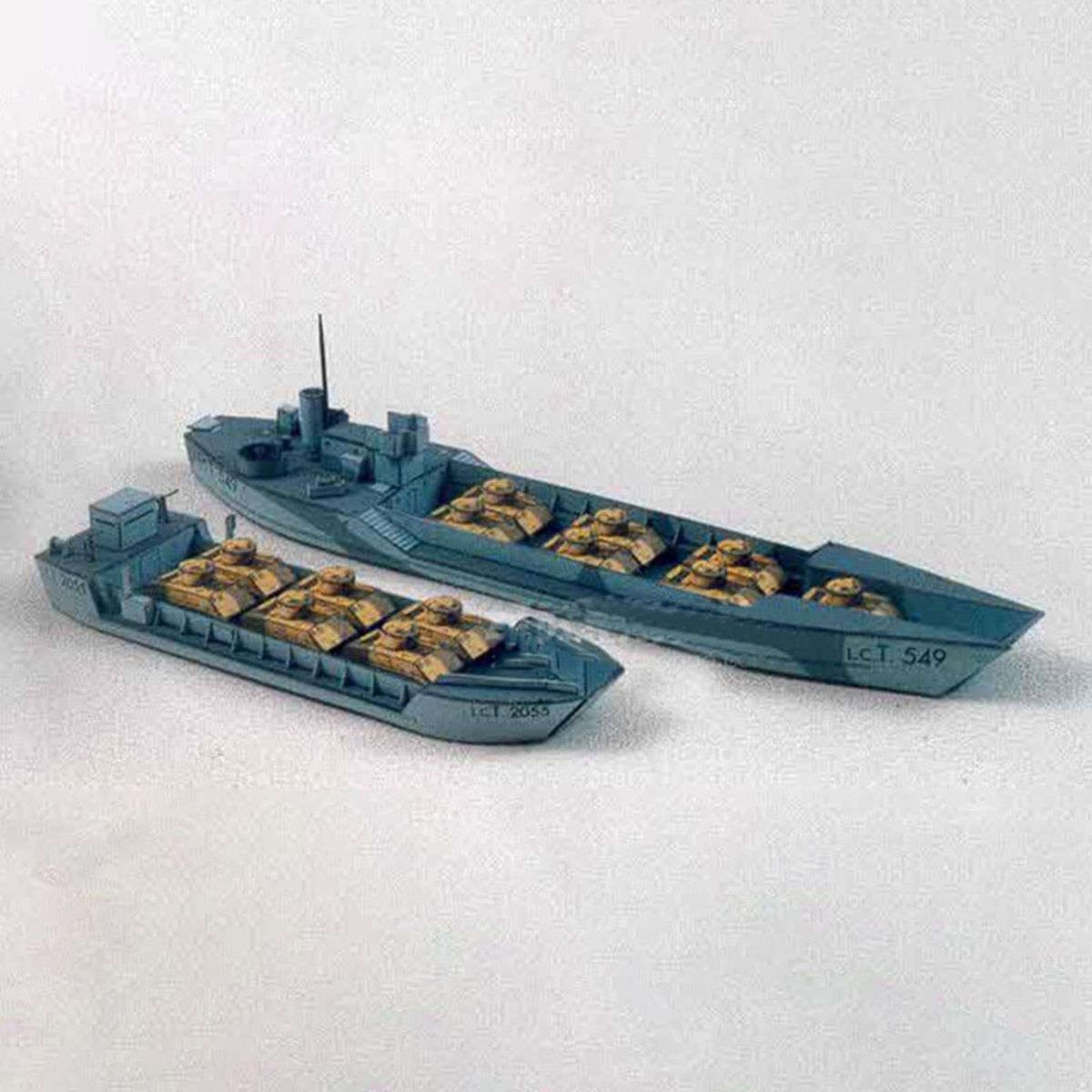1:400 Scale Model 3D Puzzle Building DIY Cruiser For Desk Home