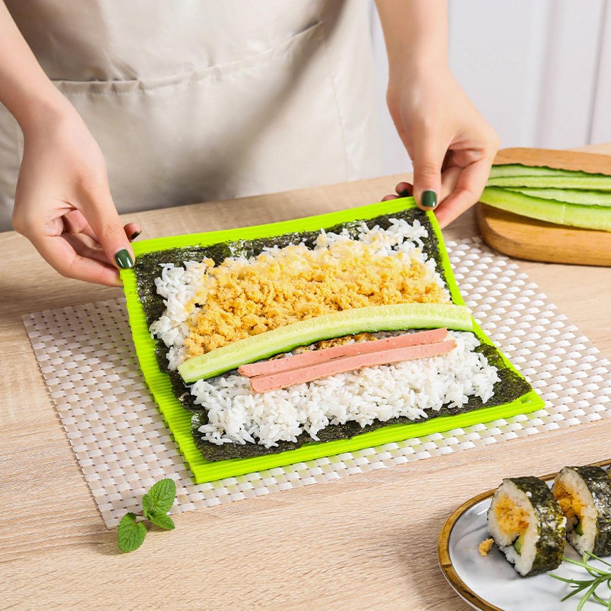 High-quality Sushi Mat Premium Non-stick Silicone Sushi Rolling Mat Grass  Green