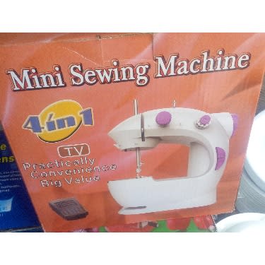 Strong Portable Home Electric Mini Sewing Machine