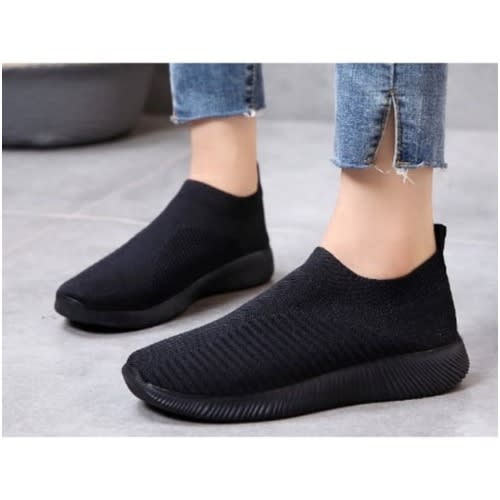 Ladies Black Sneaker Fashion