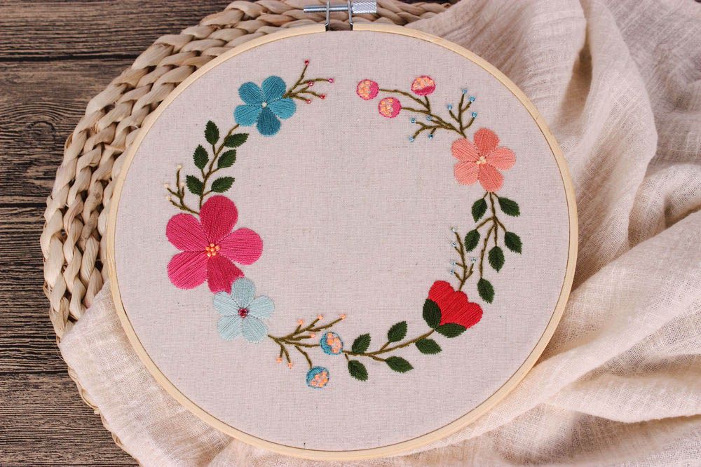 DIY Easy Flower Pattern Embroidery Kit With Hoop For Beginner Needlework Kits Cross Stitch Sewing Art Craft Painting Home Decor C