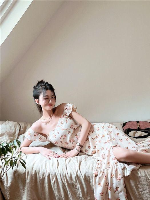 French Style Gentle Adult Lady like Woman Temperament Dress Summer Square Collar Split Short Sleeve Chiffon Floral Strap Dress Women's Clothing