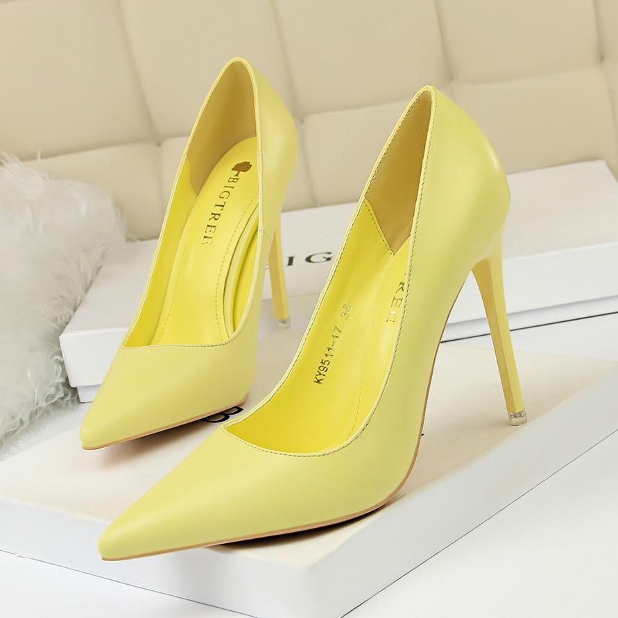 Women's high heels 7.5CM simple high heels Yellow
