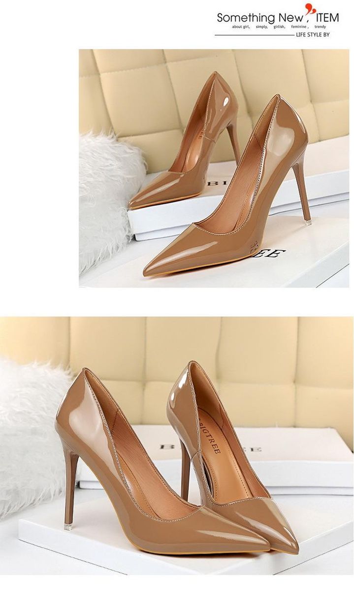 Women's high heels 7.5CM-6 simple shiny pointed high heels Brown