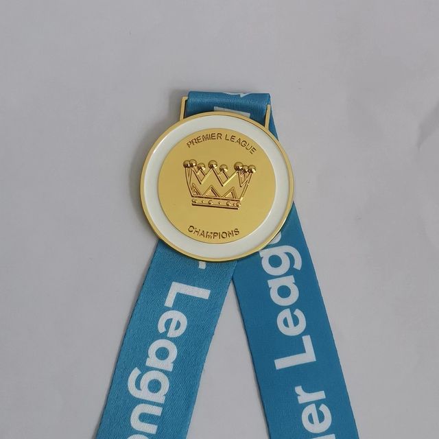 / The Premier League Champions Medals Metal Medals The Manchester City Triple Crown Medals Fan Souvenirs