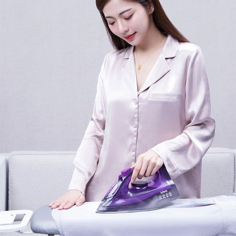 Cordless Electric Steam Iron 2000W Multifunction Adjustable