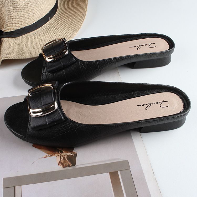 New Ladies Summer Half Slippers Fashion Square Buckle Thick Heel Wear Sandals For Women And Ladies.