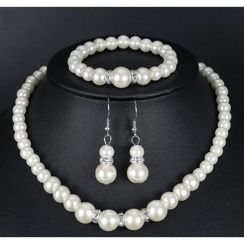 Beaded Costumed Made Jewelry Necklace
