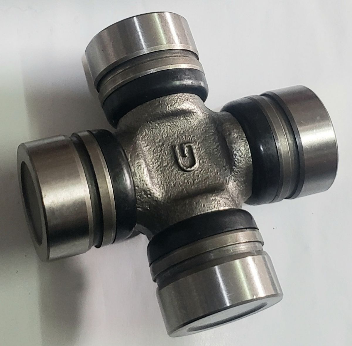 220-0021 UNIVERSAL JOINT (Greasable)