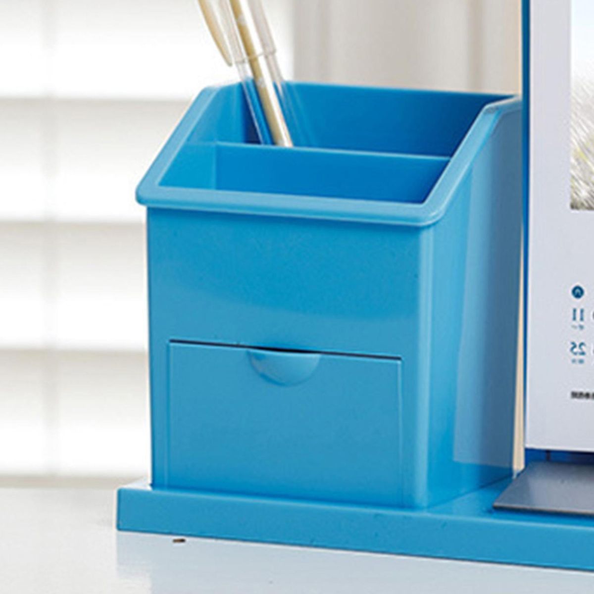 Mini Desk Calendar 2023 Calendar Table Planner Pen Storage Holder C