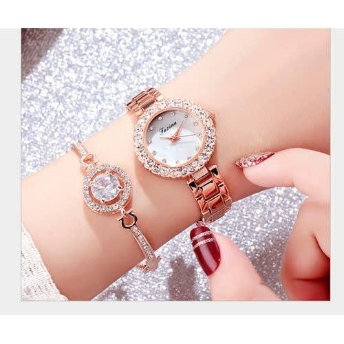 3 In 1 Women Wristwatch With Blue Eye & Queen Necklaces