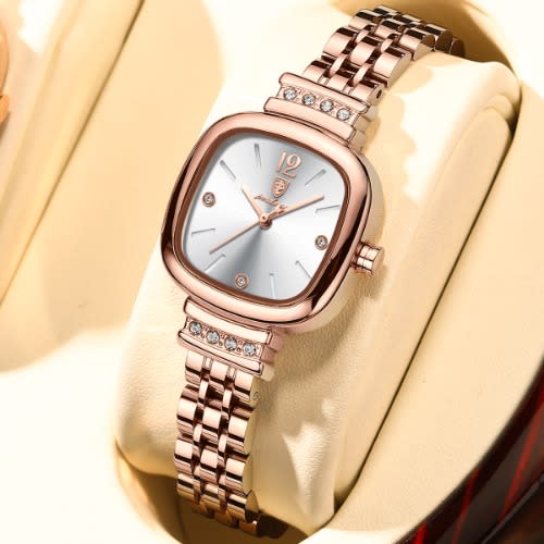 Classy Ladies Wristwatch