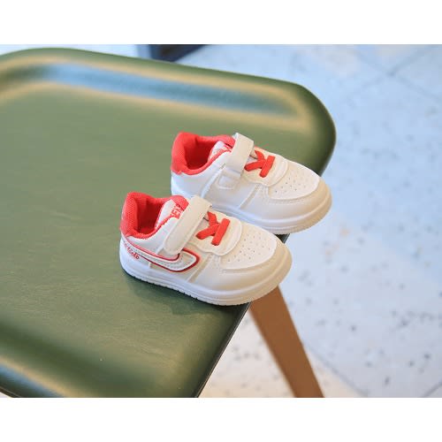 Kids' Sneakers