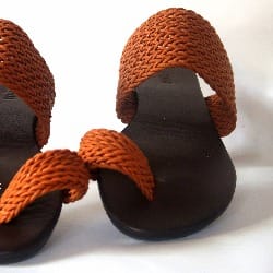 Ladies Matted Lace Toe Ring Flat Slippers - Brown