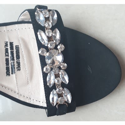 Yvonne Heels